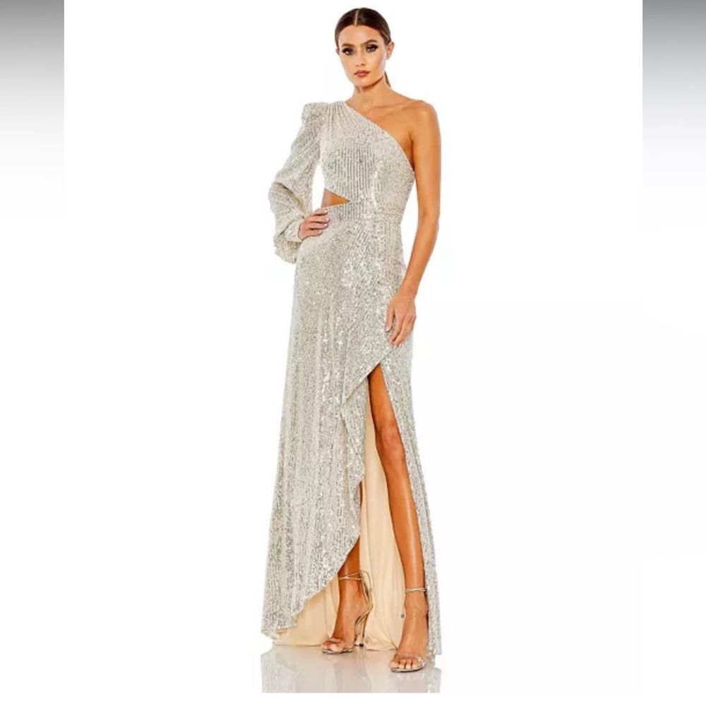 NWOT Mac Duggal Women's Ieena Sequined One Shoulder Cut Out Gown